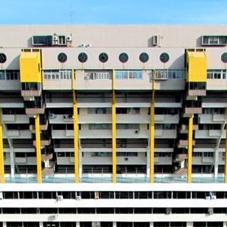 Travel by Bus to Swiss Garden Hotel from Golden Mile Complex