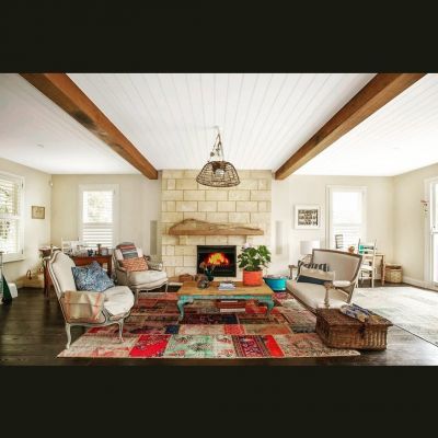Beaches Building is a custom home builder focusing on renovations and new builds. From conception to completion, we work with our design and interior specialists to create the space you’re looking for.You may have an idea of what you want to do, or you may already have a full set of approved plans ready to go, either way http://www.beachesbuilding.com.au/
 we can help you turn them into reality.